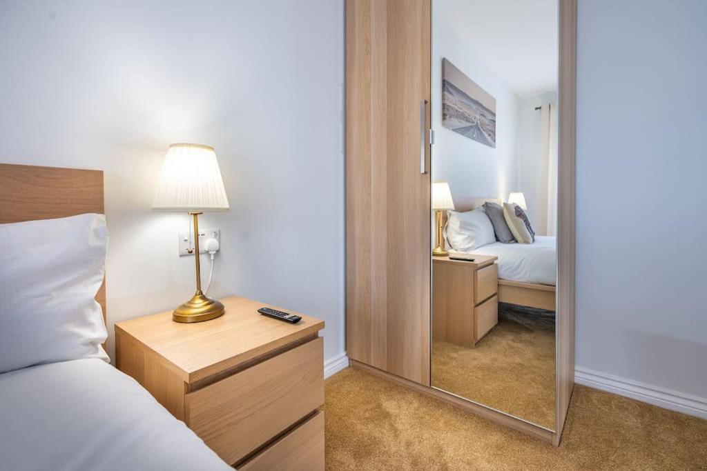 Reading 2-Bed Apartment & Parking Exterior foto