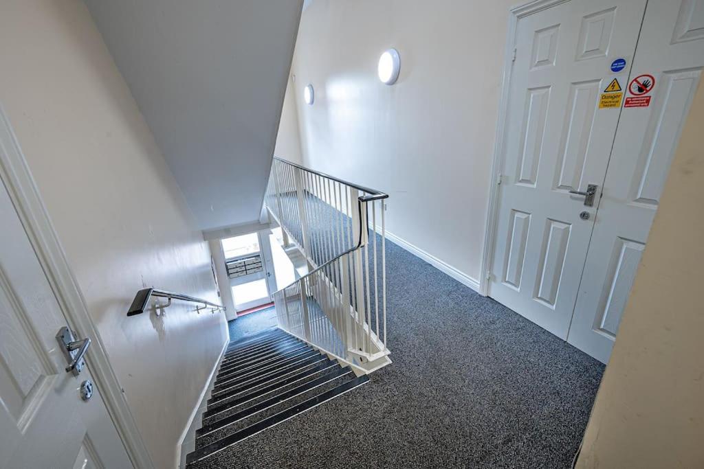 Reading 2-Bed Apartment & Parking Exterior foto
