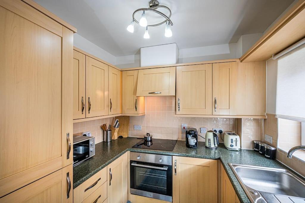 Reading 2-Bed Apartment & Parking Exterior foto
